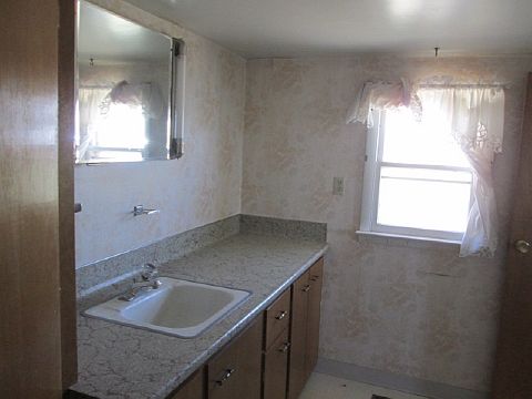 Full Bath