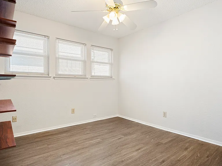 7591 Tournament Rd — Photo 16