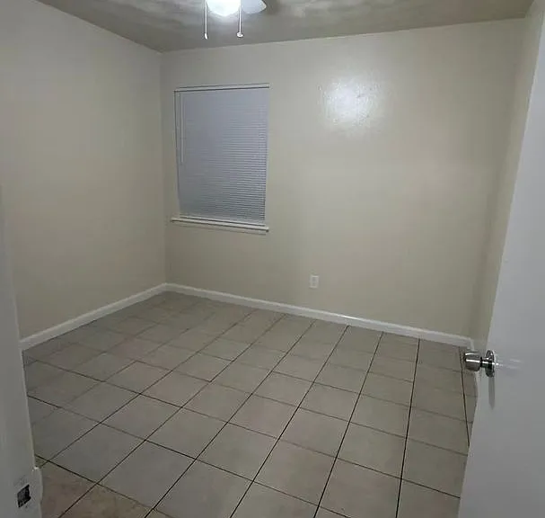 3064 Clover Dr — Photo 3