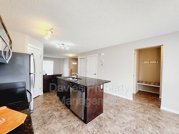 5th image of 1164 McConachie Blvd NW