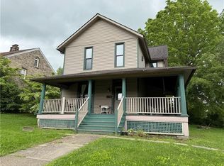 216 Center St, Slippery Rock, PA 16057