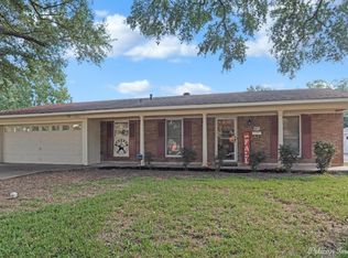 8671 Grover Pl, Shreveport, LA 71115