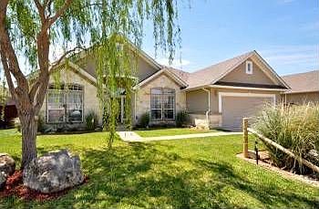 1st image of 810 Willow Knoll Cv
