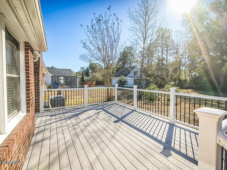 310 R L Honeycutt Dr — Photo 31
