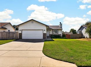 1313 E Lonna St, Haysville, KS 67060