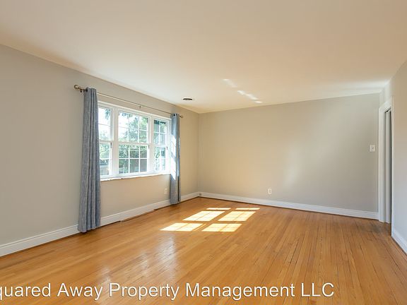 2nd image of 4050 Forest Hill Ave #U23