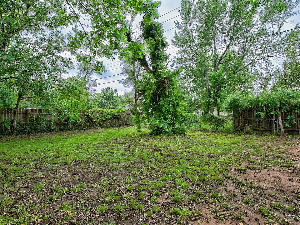 1st image of 4101 SE 22nd St
