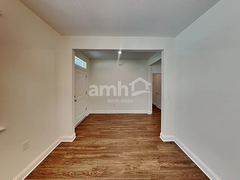 2993 Hill Valley Ln — Photo 8