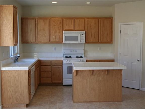 4th image of 1267 Picadilly Ln