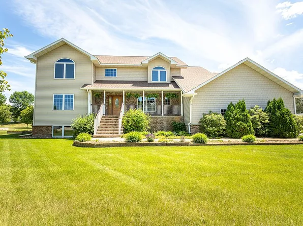 3021 Pinewood Ln NE, Alexandria, MN 56308