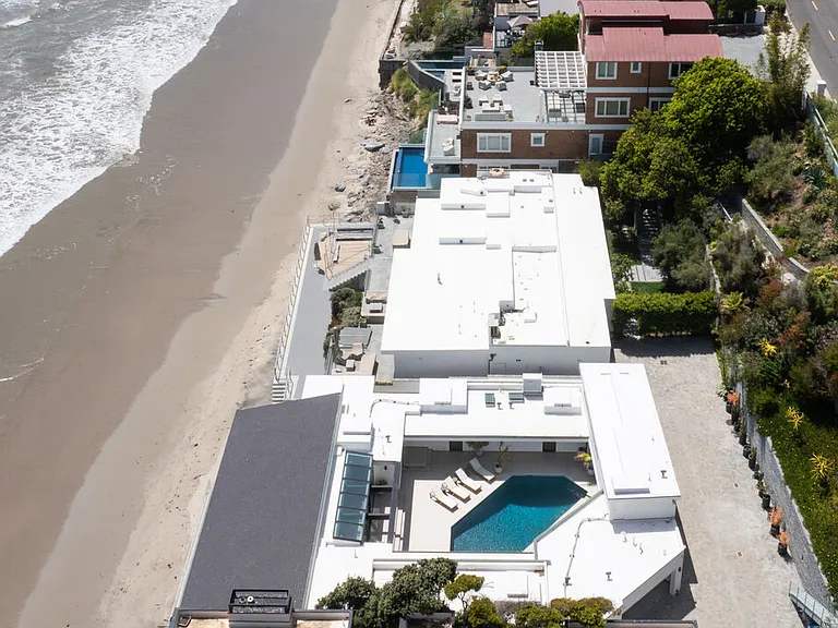 31388 Broad Beach Rd — Photo 31