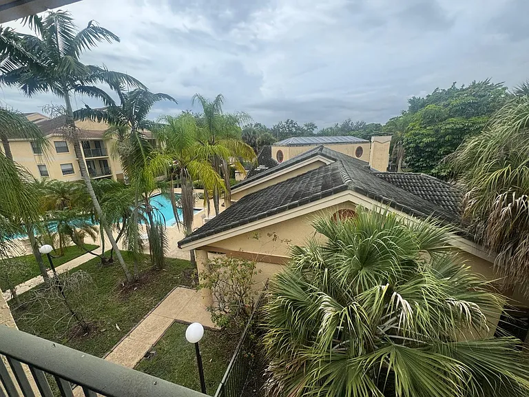 9999 Summerbreeze Dr #218-1 — Photo 9