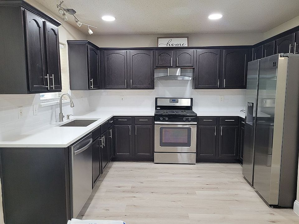 1st image of 412 Ponderosa Trl