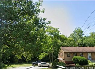 1221 Route 9g, Hyde Park, NY 12538