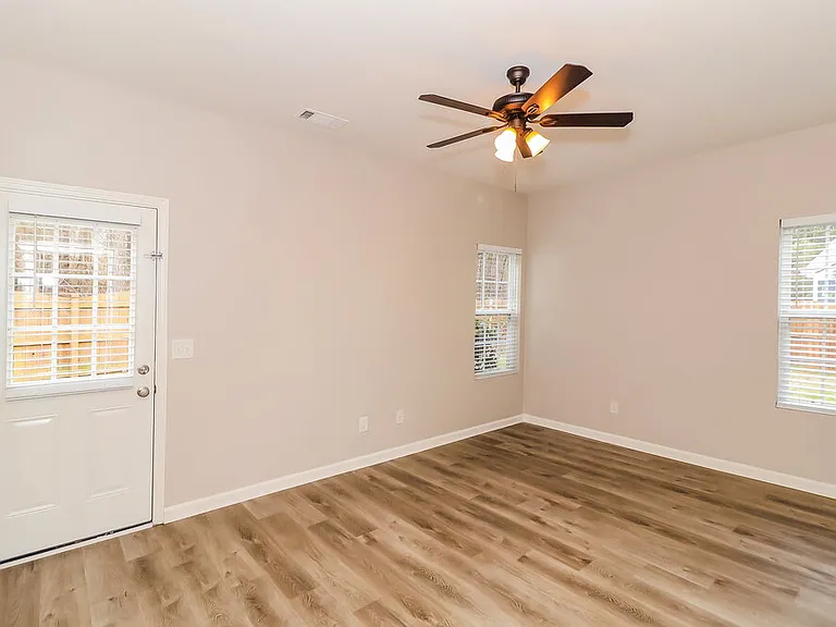 192 Overlook Cir — Photo 10