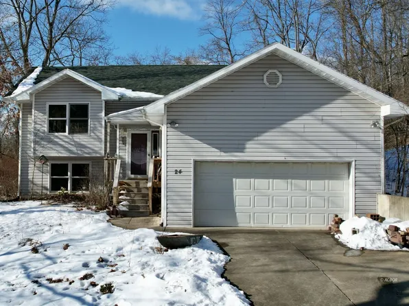 24 Farhills Dr, Athens, OH 45701