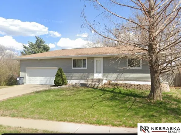 1000 SW 24th St, Lincoln, NE 68522