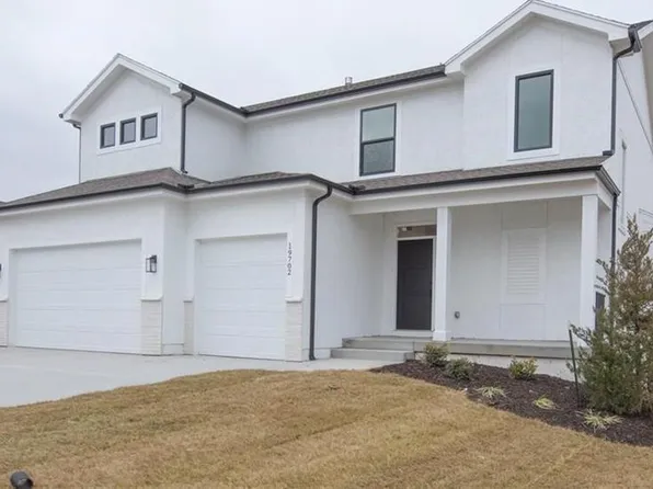 19630 W 195th Pl, Spring Hill, KS 66083