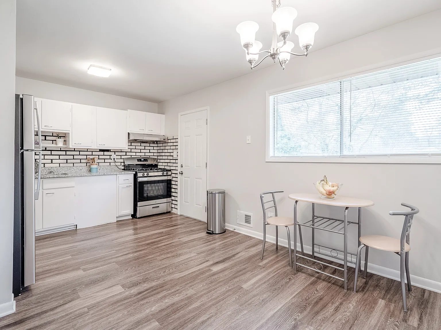 4 bed, 2.0 bath, 1488 sqft, $754 — Photo 3