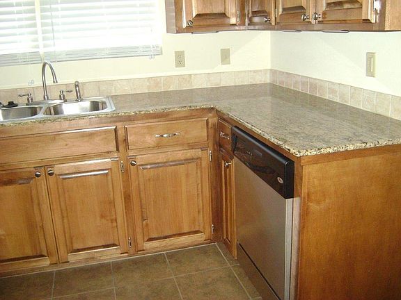 5th image of 4414 SW Rolling Hills Dr