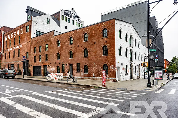 Rented by The KCI Group | media 52