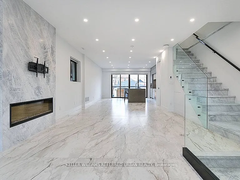 613 Harvie Ave — Photo 5