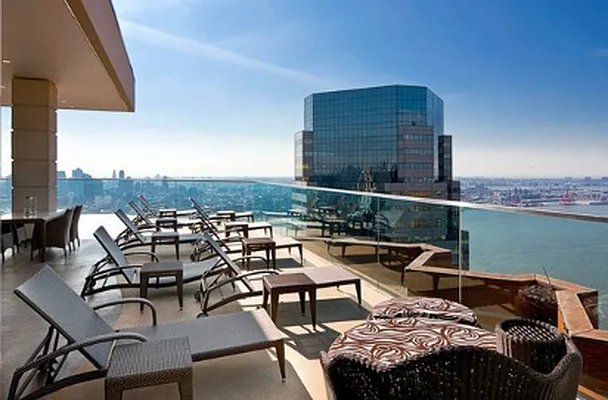 Rented by Bouklis Group | media 15