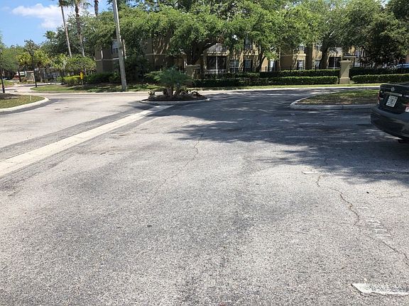 4th image of 11806 Cypress Hill Cir