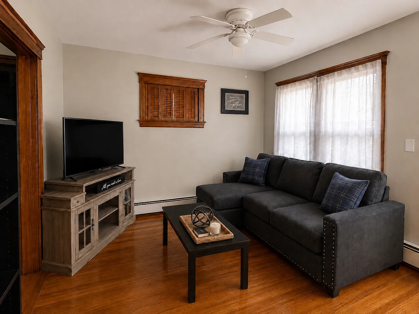 2 bed, 816 sqft, $1,750 — Photo 1