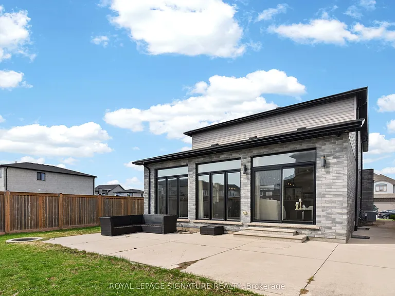 2147 Wateroak Dr — Photo 3