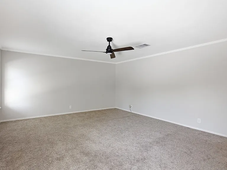 1314 Chalk Ln — Photo 16