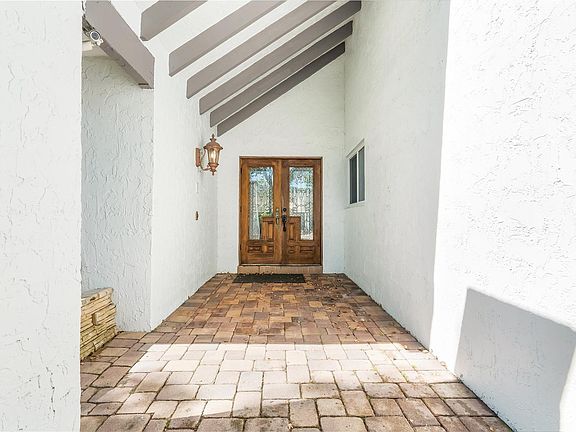 3rd image of 2230 NW 103rd Avenue