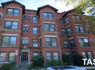 312 Lee St APT 1, Evanston, IL