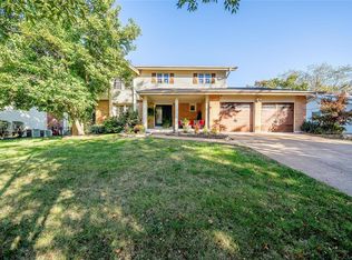 12857 Somerton Ridge Dr, Saint Louis, MO 63141