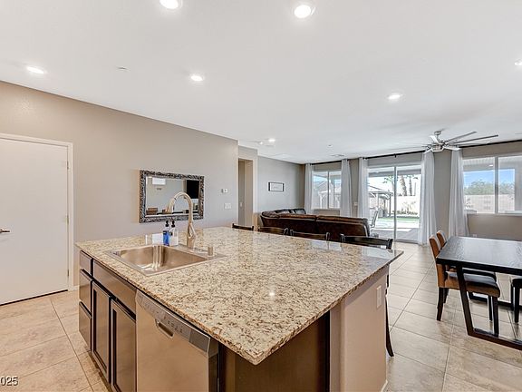 5th image of 2096 Del Aqua Ave