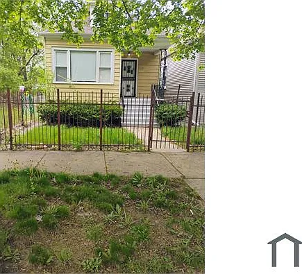 8540 S Phillips Ave — Photo 1