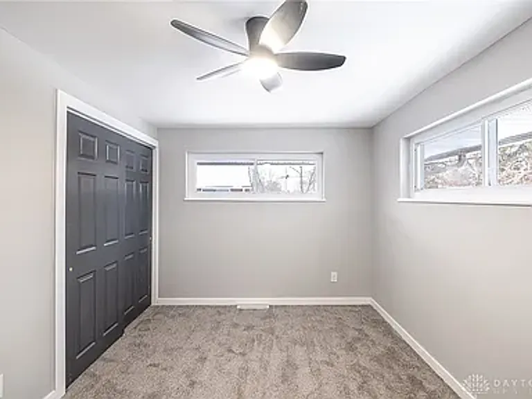 3781 Keswick Ln — Photo 12