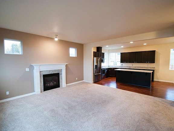 3rd image of 1451 NE Watland St