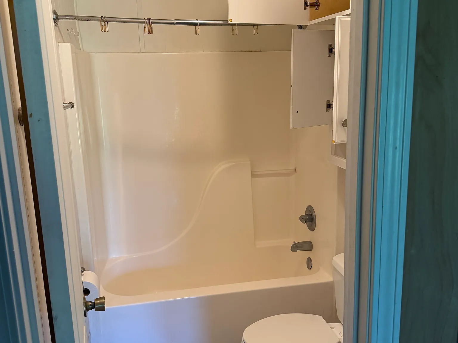 2 bed, 900 sqft, $1,300 — Photo 3