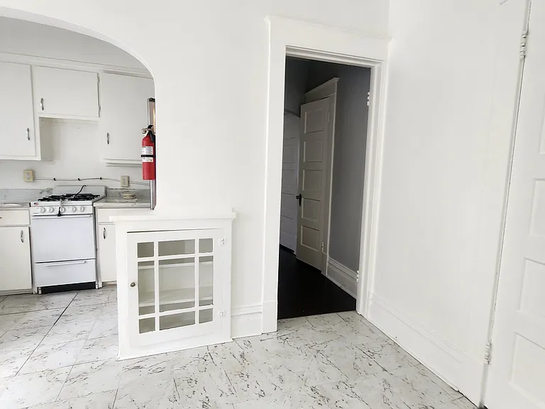 316 W Vine St #1 — Photo 4