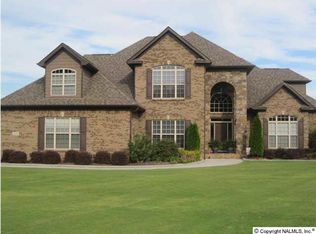 2032 Sarah Ln, Decatur, AL 35603