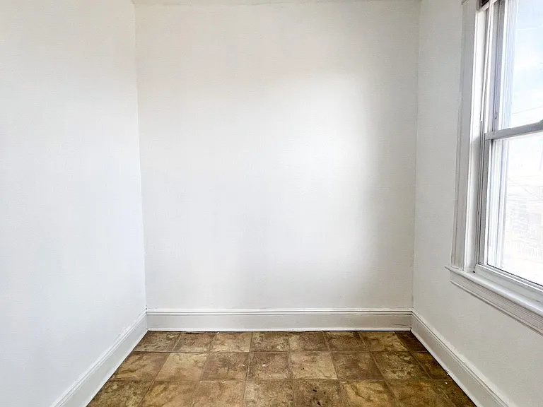 331 Princeton Ave #2 — Photo 3