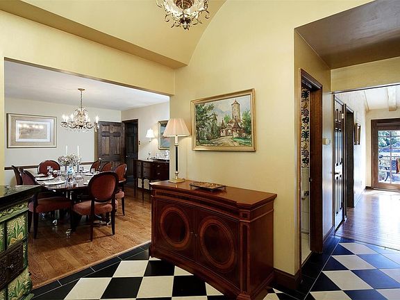 4th image of 191 Plantation Dr