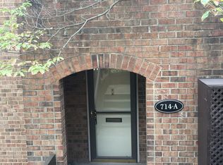 714 15th St S APT A, Arlington, VA 22202