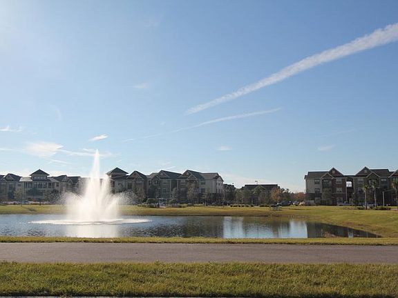 2nd image of 13760 Summerport Trail Loop