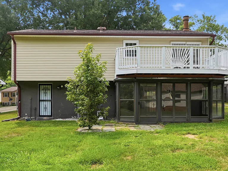 17004 Gohagen Rd — Photo 50