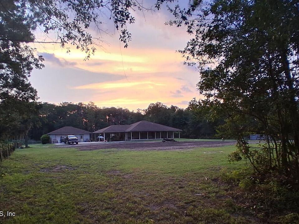 1st image of 25 CURRANT Avenue