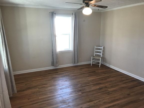2nd image of 515 1st St