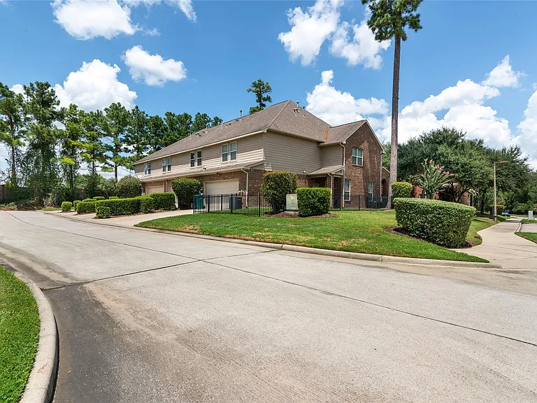 31 Umbria Ln — Photo 36