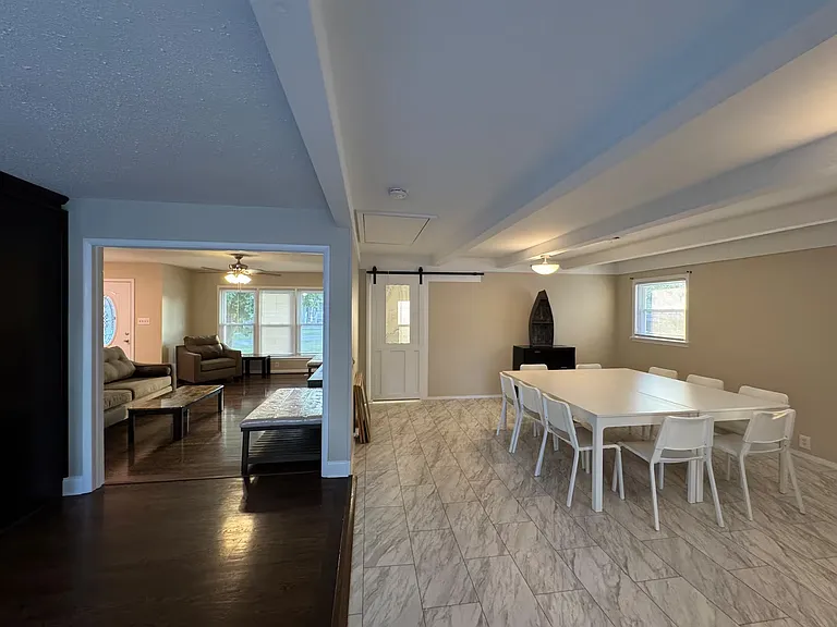 1017 Primrose Dr — Photo 11